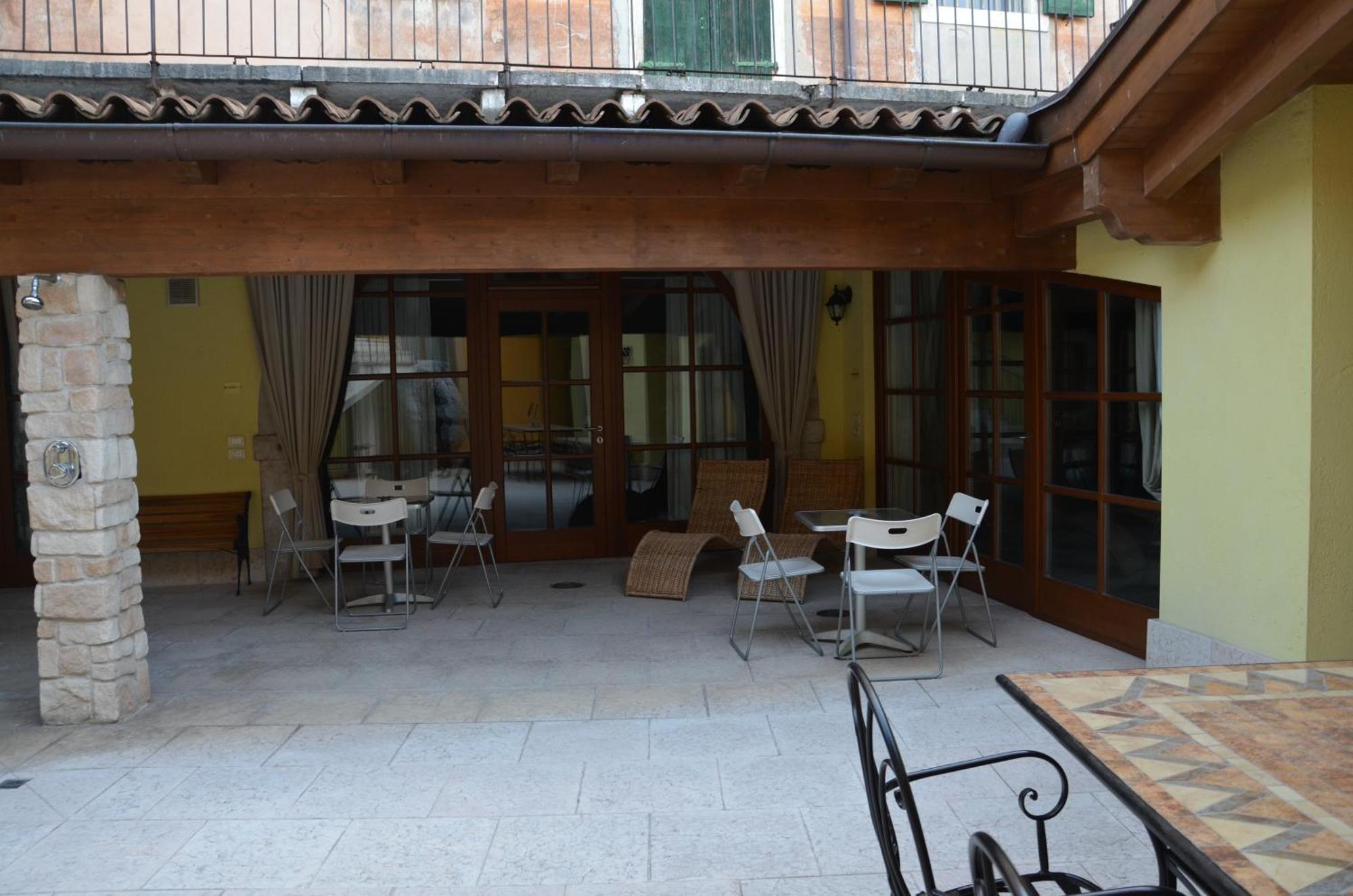 Appartamenti Gardastivo Arco Bagian luar foto