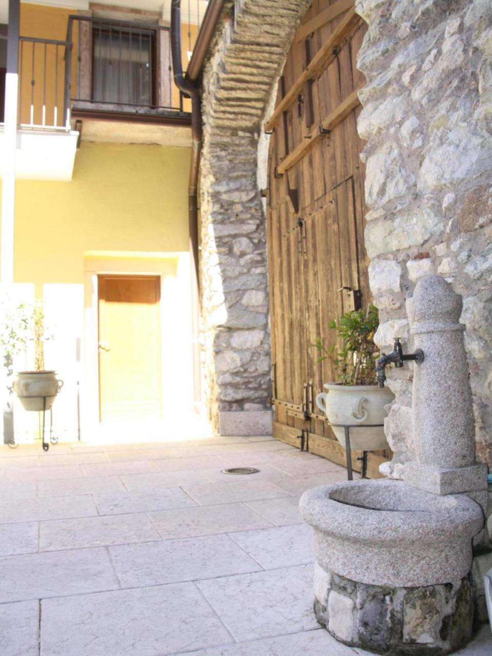 Appartamenti Gardastivo Arco Bagian luar foto