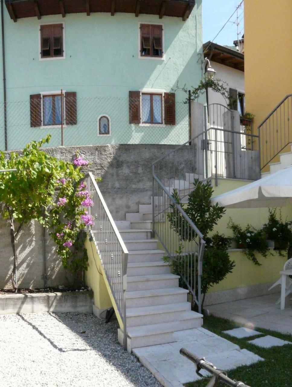 Appartamenti Gardastivo Arco Bagian luar foto