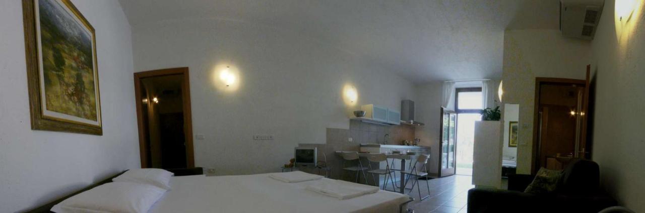 Appartamenti Gardastivo Arco Bagian luar foto